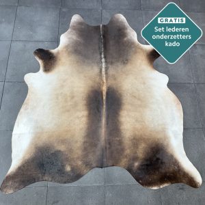 groot bruin koehuid kleed